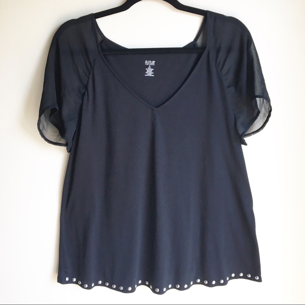 X-large Woman’s Top Black shirred sleeves